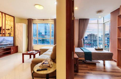 Ben Nghe Apartment | SAIGON Hideout - Lancaster Building, Saigon Central and Japanese DownTown