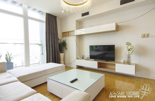 District 1 Apartment | Saigon Royal Towers 2Br