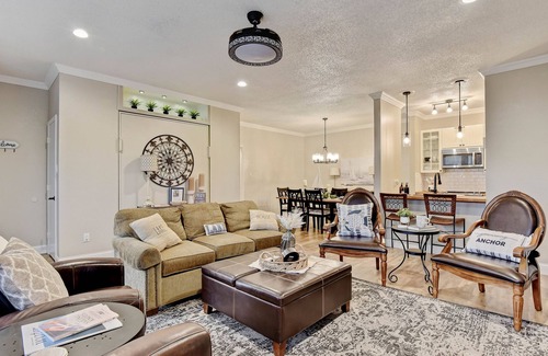 Pottsboro Condo | Sailor's Knot Sleeps 8 with outdoor pool less than 5 min from Lake Texoma