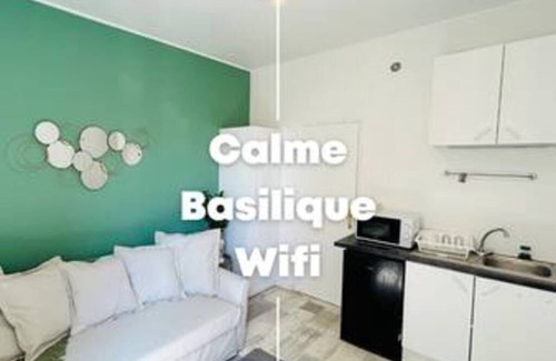 Barbatre Apartment | Saint Julien 2 | Basilique | Centre-ville