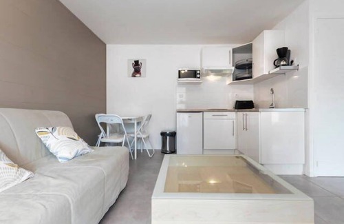Saint-Marc-sur-Mer Apartment | Saint Marc SUR MER - Studio Cabine Pour 4 Personnes à 50m de la Plage