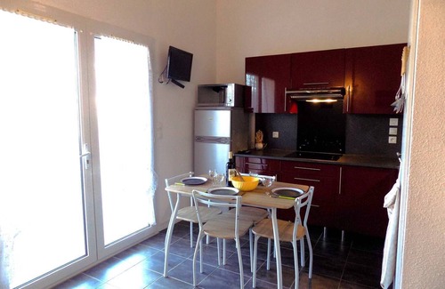 Saint-Palais-sur-Mer Apartment | Saint Palais sur Mer - LOVELY VILLA in residence with SHARED POOL