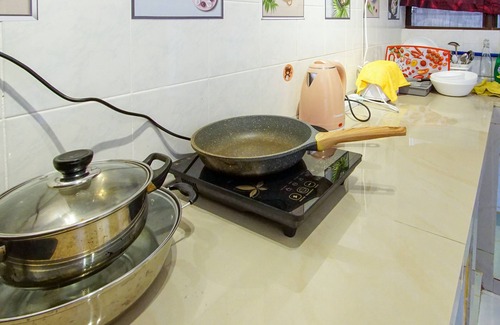 Batu Ferringhi Condo | Sakura Home with Pool at Batu Ferringhi near to Beach