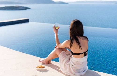 Plaka Villa | SALACIA, amazing 7-bedr. villa, majestic views and near the beach!