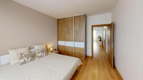 Galanta Apartment | SALAN Apartman GALA