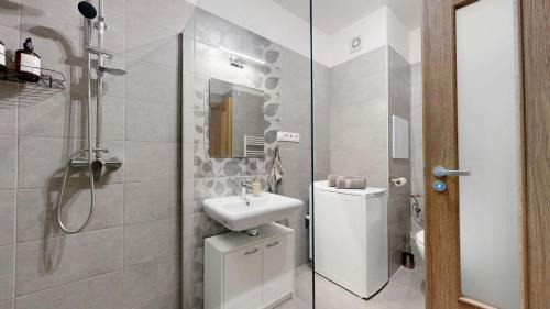 Galanta Apartment | SALAN Apartman GALA