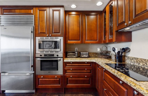 Singer Island Condo | SALE on Ritz multi million lux 24th flr -infinity pool on private beach, gym