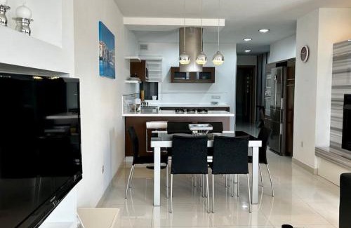 Is-Salina Apartment | Salina Maisonette - Pool access