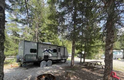 Malakwa House | Salmon Arm/Sicamous Area RV & Site