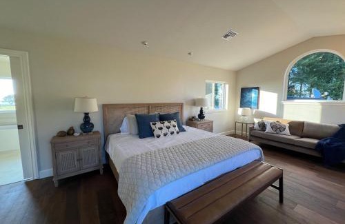 Port Angeles Bed & Breakfast | Salt and Cedar Bed and Breakfast