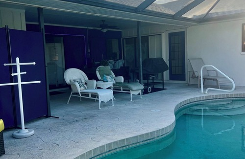 Englewood East Apartment | Salt water pool, jacuzzi, close to Ocean and golf!