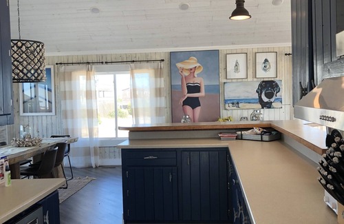 Corolla House | Salty Anchor oceanfront sunrise Carova4WD only! Pets not allowed!