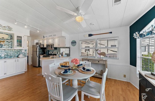 Nettles Island House | Salty Mermaid: Charming Beach Cottage in Beautiful Jensen Beach
