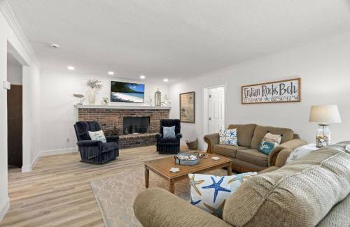 Indian Rocks Beach House | Salty Sunrise