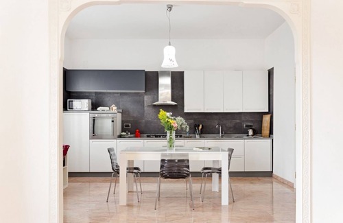 Arenella Apartment | Salvator Rosa Metro station Flat x8