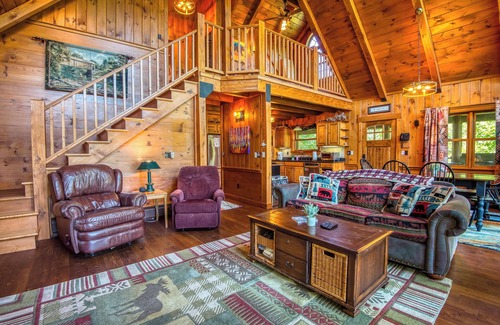Rangeley Plantation House | Sam-O-Set Lodge | Lakeside Retreat w/Hot Tub, Dock, and Fire Pit