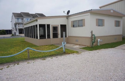 Port O Connor House | SAM'S PLACE Fish Camp Near Fishing Center in POC