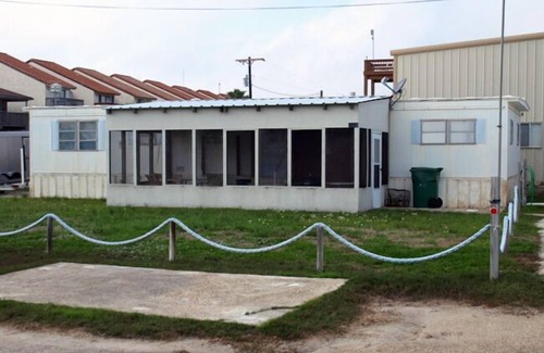 Port O Connor House | SAM'S PLACE Fish Camp Near Fishing Center in POC
