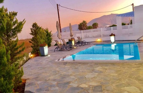 Monolithos Villa | sam29 3-Bed Villa in Monolithos