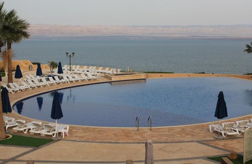 Sweimeh Apartment | Samarah Dead Sea Resort Apartment with Sea View FP4 Traveler Award 2025 Winner Thursday, Friday & Saturday Groups consisting solely of male guests are not permitted