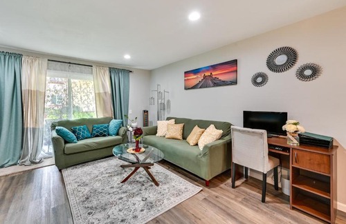 Grantville Apartment | San Diego Condo Pool Access, 8 Mi to Downtown