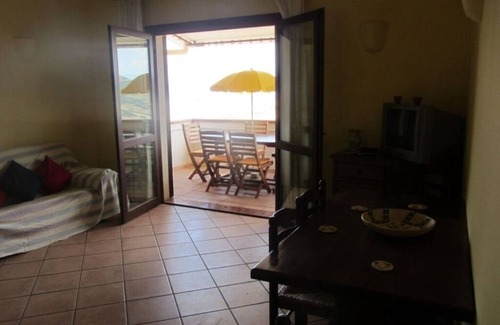 Castelsardo Villa | San Giovanni Roccia Elefante near Castelsardo B6 1 Double Bedroom Doubl Sofa Bed