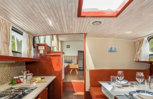 Rasa House | Santa Lucia by Interhome