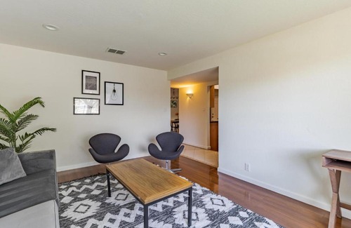 Berryessa Apartment | San Jose 4br w ac nr groceries theme parks SFO-1641