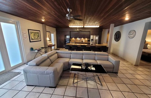 Parque House | San Juan Beach House