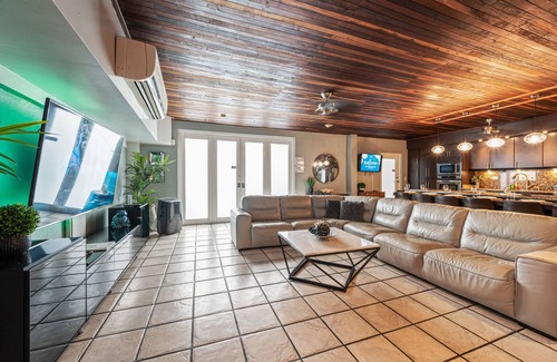Parque House | San Juan Beach House
