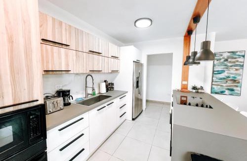 Punta Las Marias Apartment | San Juan Getaway Sleeps 6 n 9 Mins to Airport