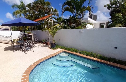 Cupey Villa | San Juan, Villa Mifany w/POOL, outdoor kitchen/BBQ, 15 mins from beaches