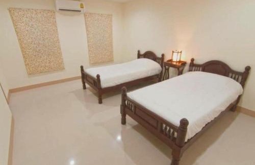 San Klang House | San Kamphaeng Classic Home