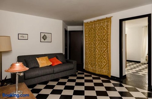 Genoa Historical Centre Apartment | San Matteo 23