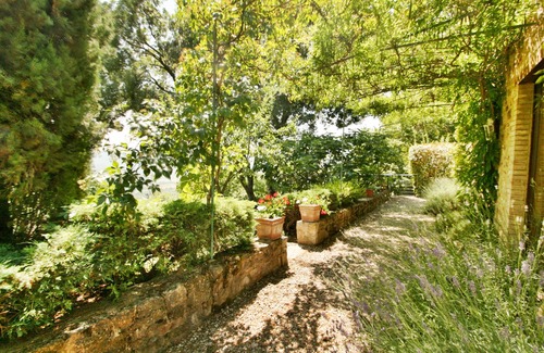 Umbertide Villa | San Nicolò, private house and pool. Free wifi, stunning views of Niccone Valley.