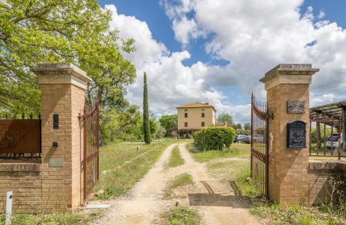 Castelnuovo di Val di Cecina House | San Paolo Farm, Wifi, Pool, Val Di Cecina