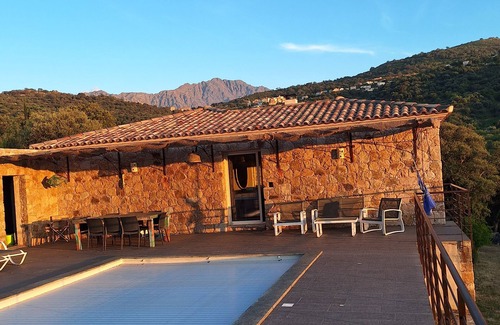 Aregno Villa | San Quilico - Maison climatisée, piscine, vue mer