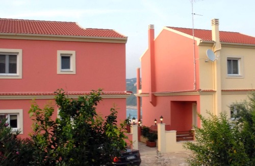 Agios Stefanos Avliotes Villa | SAN STEFANOS NW CORFU VILLAS IN THE BEACH.