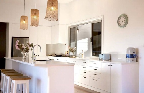 Bangalow House | Sanctuary Spaces - Fig Tree Hill Retreat