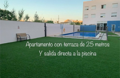 Deltebre Apartment | SAND AND SALT, terrace 25 mts, air conditioning and direct access to the pool.