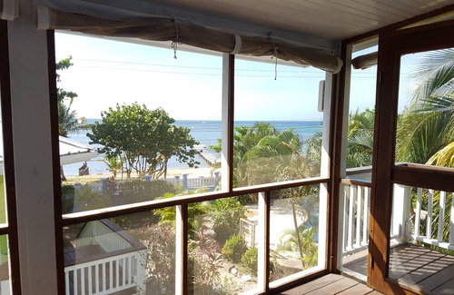 Antoneys Cay House | "Sand Castle" 2 Bedrom Cottage with Ocean View & Pool