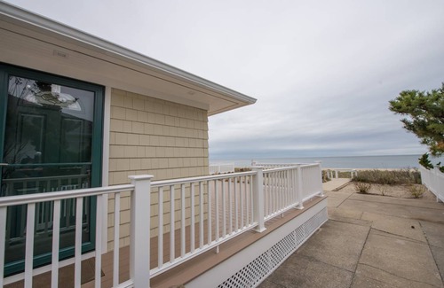 Mattituck House | Sand Dollar North Fork Beach House Vineyards, Farm Stands, Kayaks