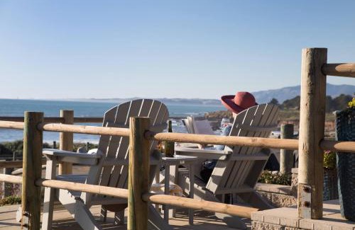 San Simeon Hotel | Sand Pebbles Inn