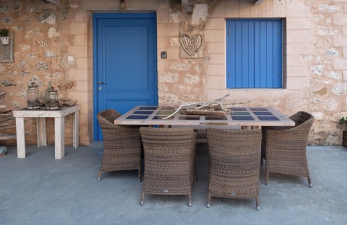 Paralia Vergas Apartment | Sand seaside retreat Apartment in Almyros, Kalamata