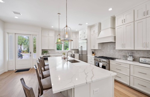 Seagrove Beach House | Sand Wand | 5 Beds | 5.5 Bath | Private Pool | Walk to Beach | Seagrove Beach 30A