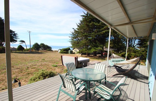 Fort Bragg House | Sand Waves - Beach Access