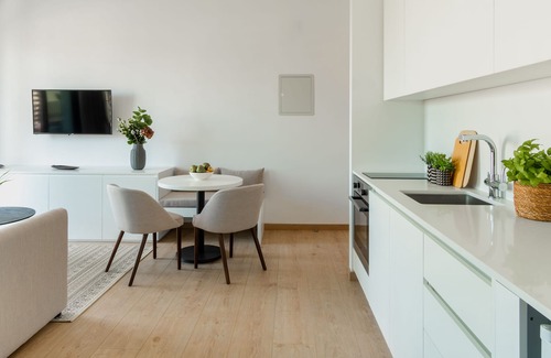 Historical Center Apartment | Sanders Armonta - Charming Studio w/ Balcony