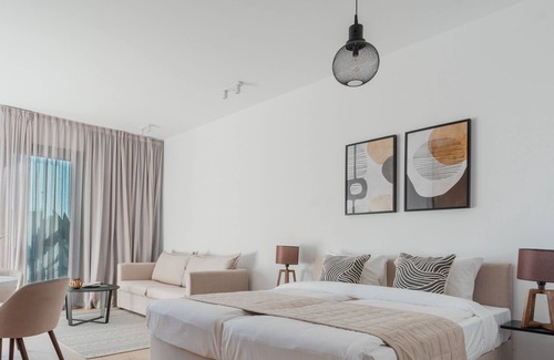 Historical Center Apartment | Sanders Armonta - Enchanting Studio w/ Balcony