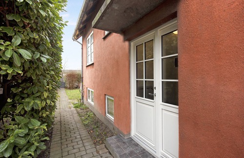 Amager Apartment | Sanders Charm - Cute 2-bdr Apt With Shared Garden