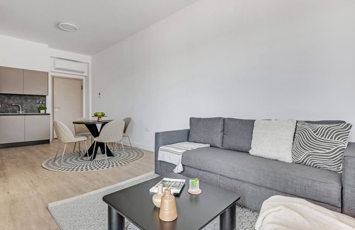 Limassol Apartment | Sanders Crystal 2 - Sweet 2-Bdr Apt w Shared Pool